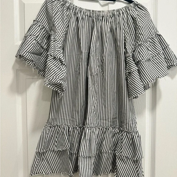 Striped Off-Shoulder Ruffle Top - Picture 1 of 2